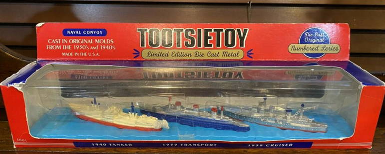 TOOTSIETOY NAVAL CONVOY + BOX: TOOTSIETOY NAVAL CONVOY + BOX set includes 3 convoys