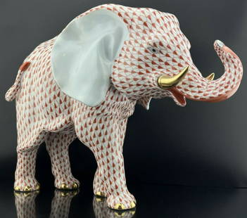 HEREND Extra Large Elephant Hand Painted: Amazing HEREND Extra Large Elephant Hand Painted Porcelain Figurine. It comes in the Rust Fishnet Pattern.This Elephant measures 14.5 inches long by 10 inches tall by 5.5 inches wide.