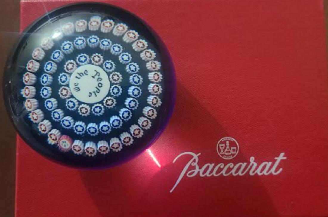 Baccarat Paperweight + BOX (1 of 3)