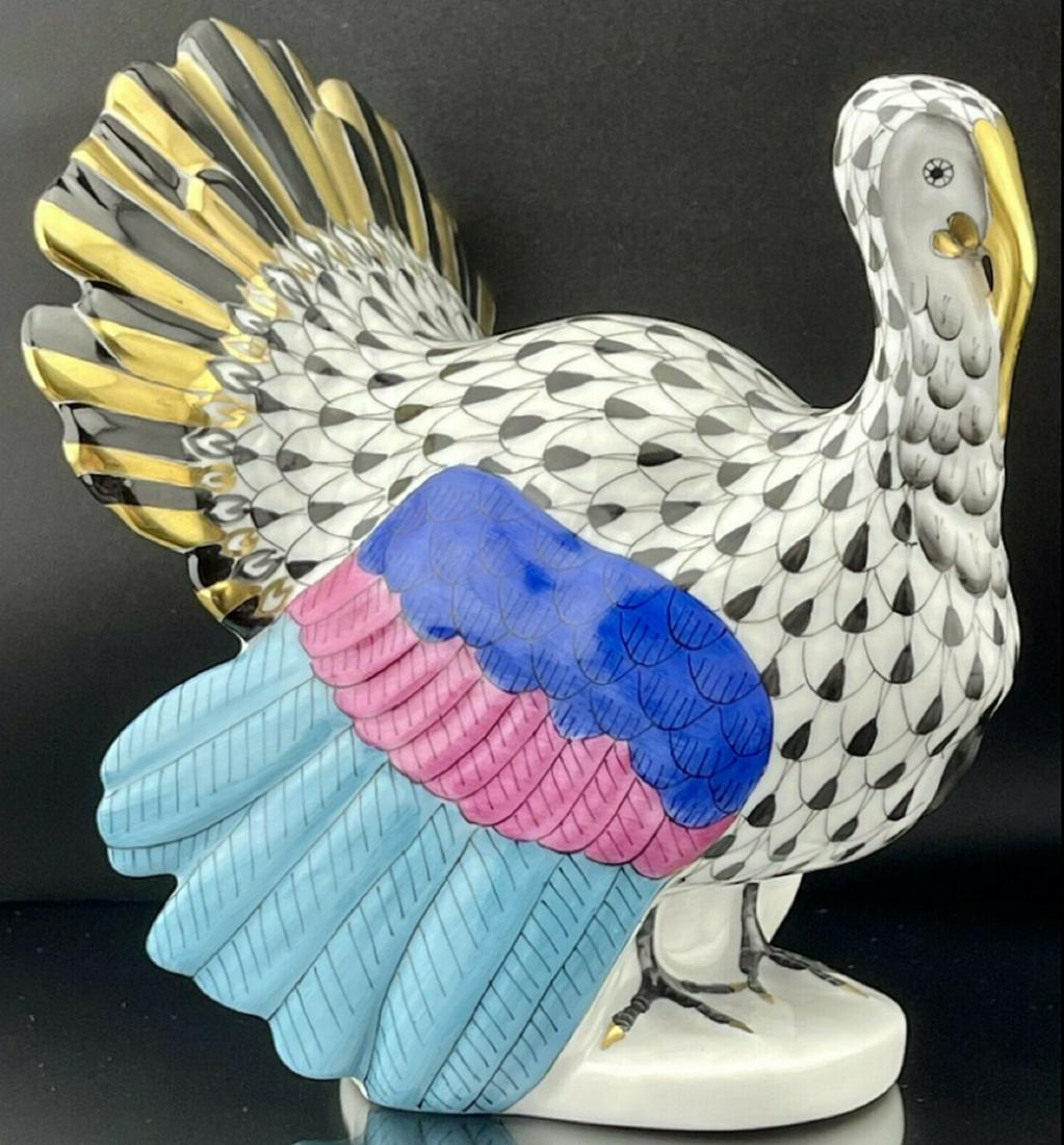 HEREND LARGER TURKEY Black Fishnet Figurine (1 of 6)