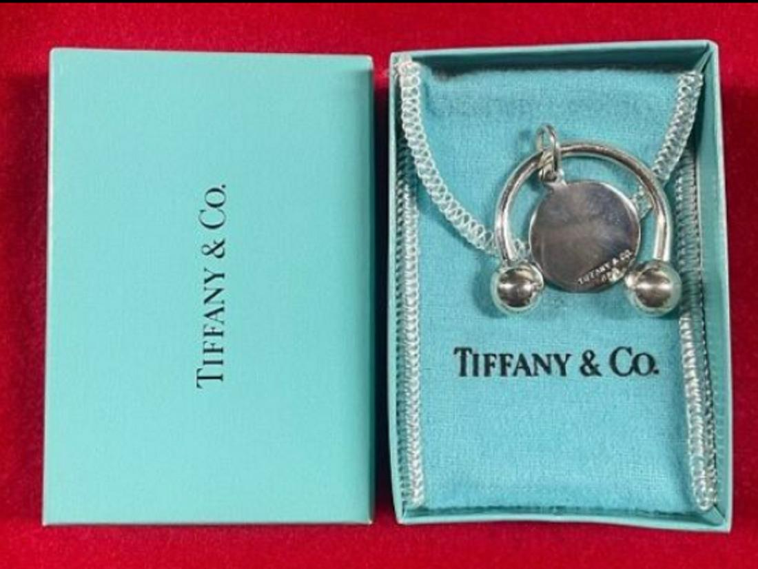 TIFFANY AND CO STERLING 925 KEY CHAIN with BOX: TIFFANY AND CO STERLING 925 KEY WITH CLOTH BAG & BOX