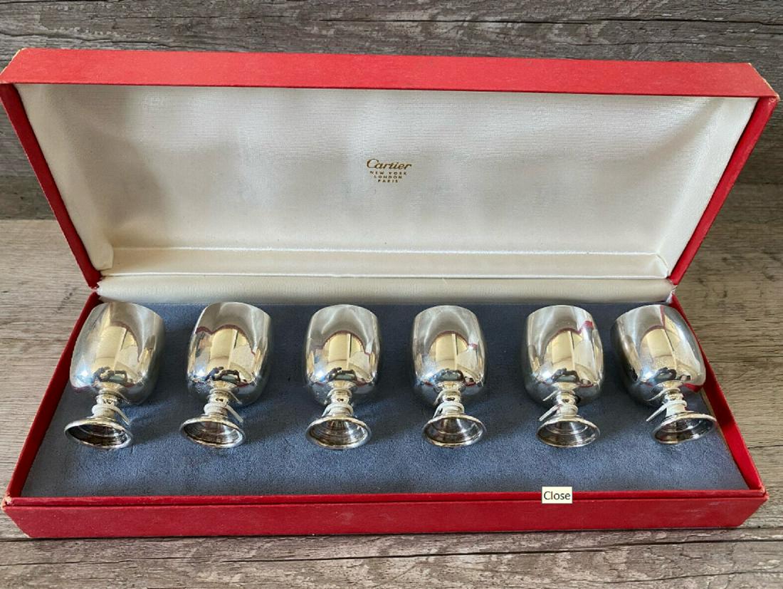 CARTIER STERLING SILVER CORDIAL 2" SHOT GLASSES with Cartier Box (1 of 8)