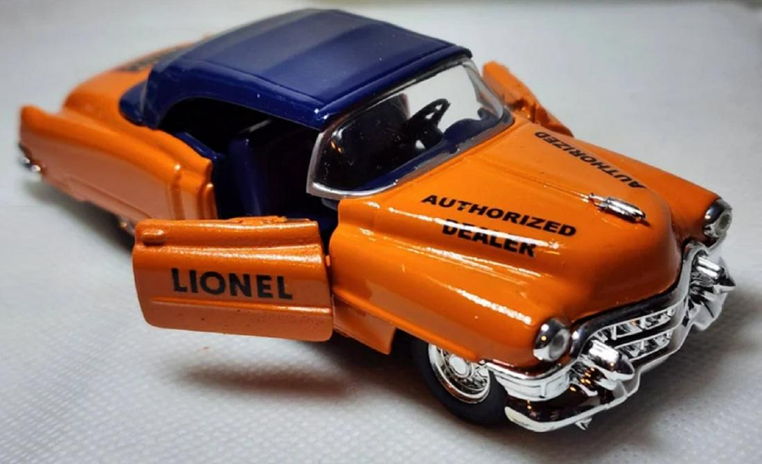 Lionel Steel Cadillac Eldorado Vehicle (1 of 8)