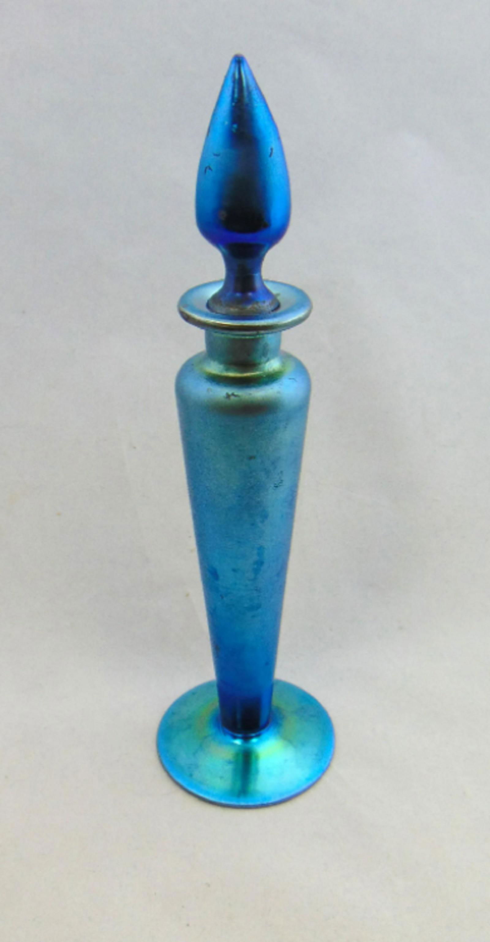 Signed Steuben Blue Aurene signed 1414 perfume bottle with stopper (1 of 1)