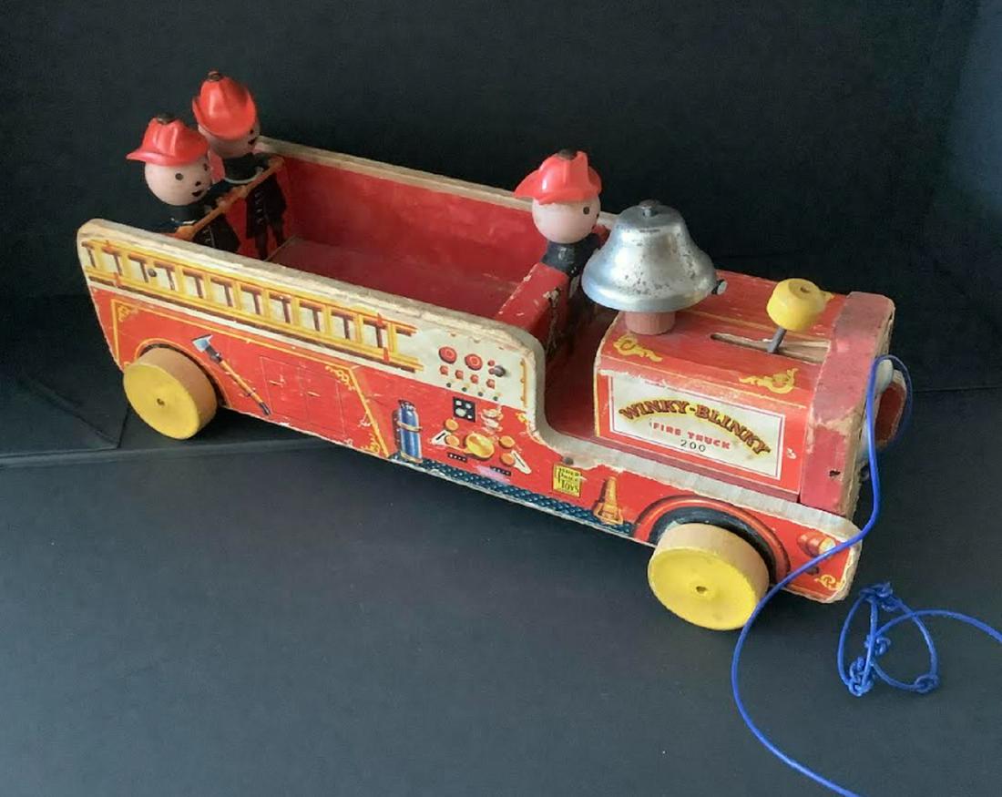 Fisher Price Wood Pull Toys Winky Blinky Firetruck #200: Fisher Price Wood Pull Toys Winky Blinky Firetruck #200