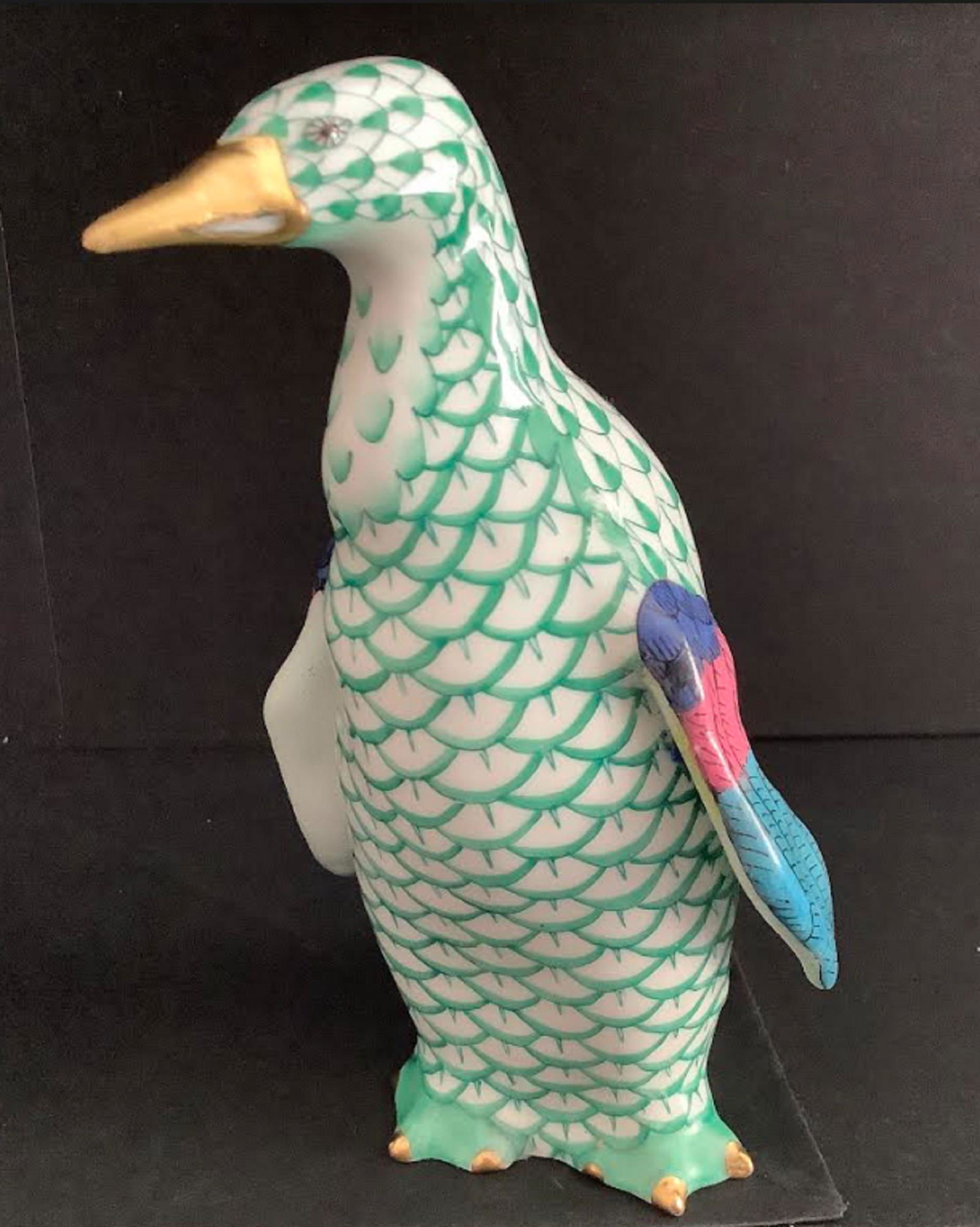 Herened Signed Porcelain Penguin Green Fishnet Pattern (1 of 7)