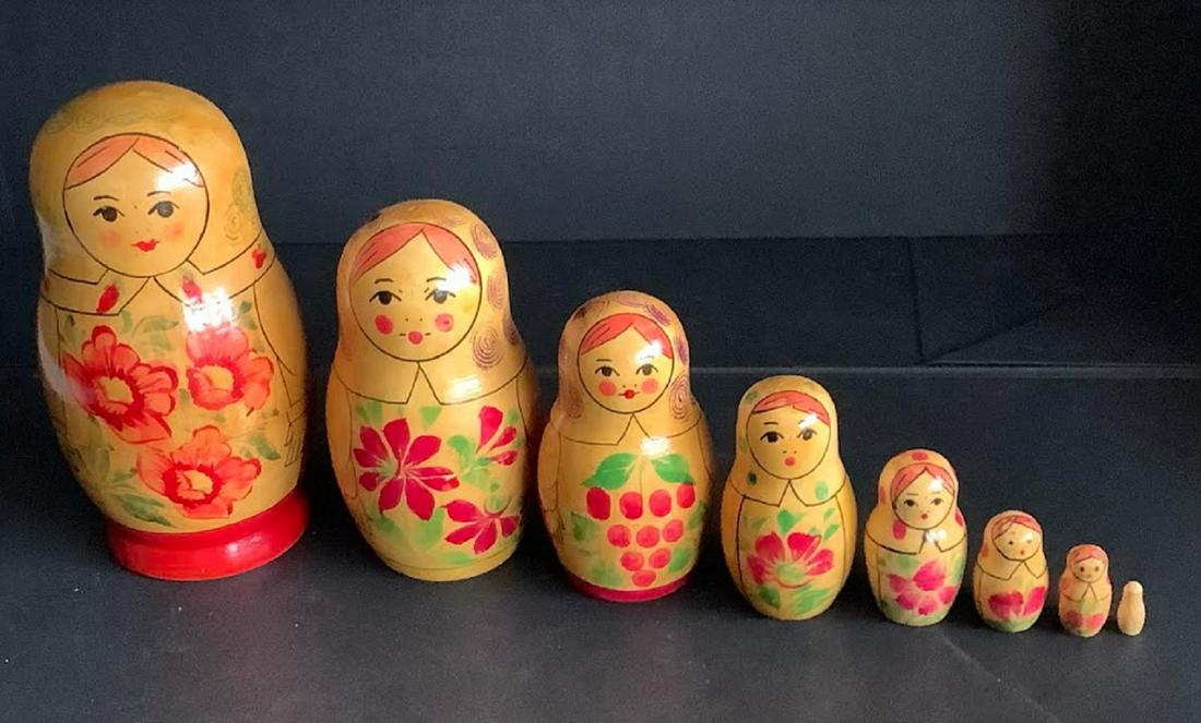 Russian sign handpainted numbered Matryoshka nesting dolls (1 of 4)