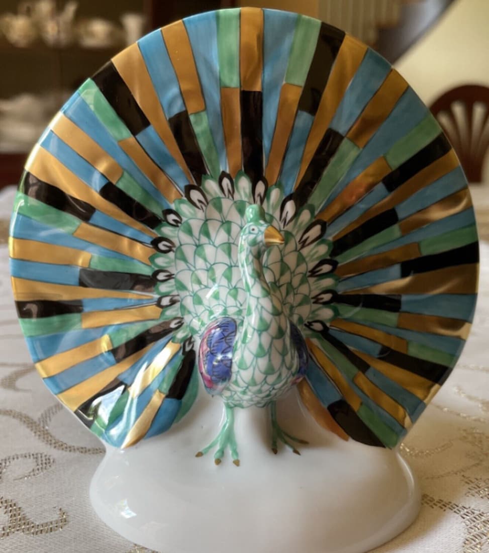 Herend Larger Green Fishnet Peacock Figurine (1 of 7)