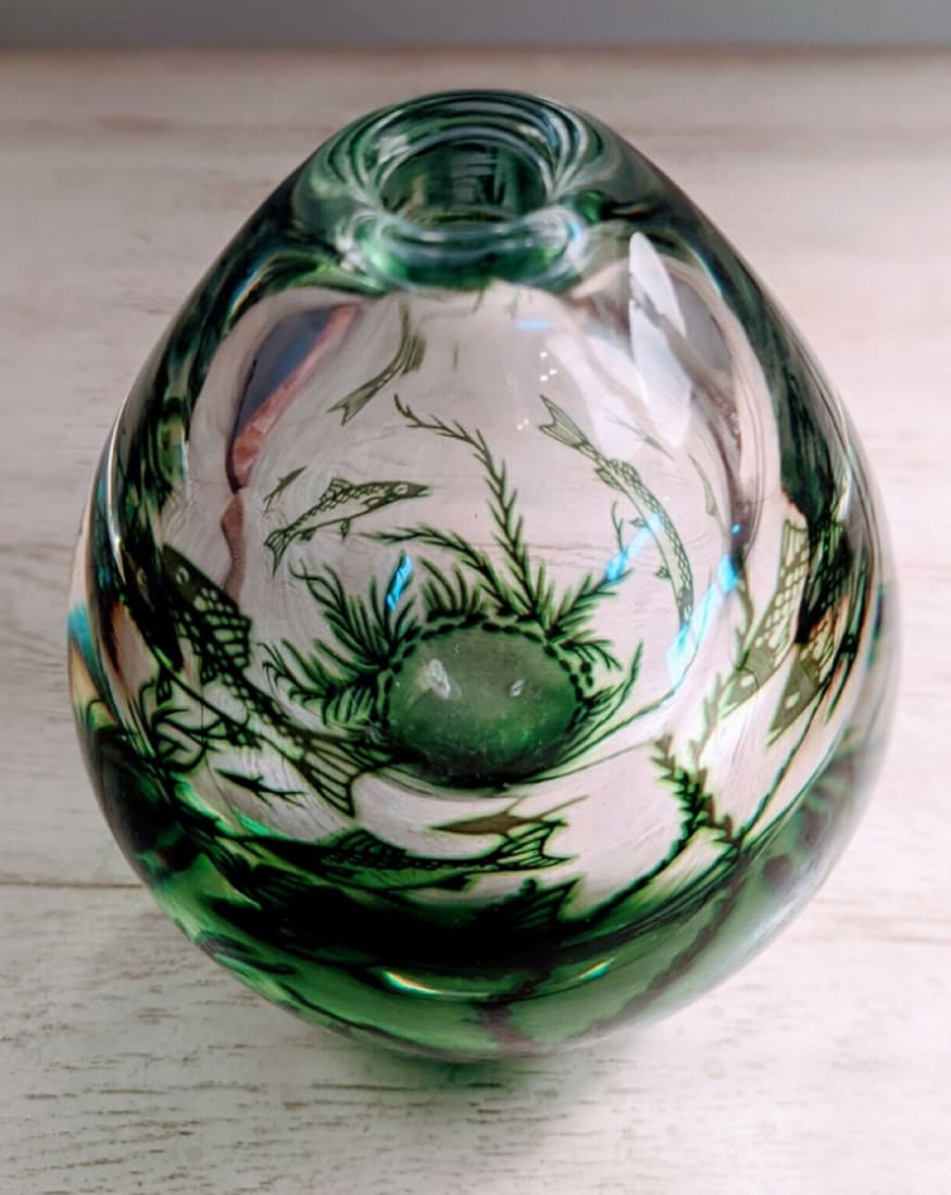 Orrefors Edward Hald Graal Fish Vase 6" circa 1950's (1 of 6)