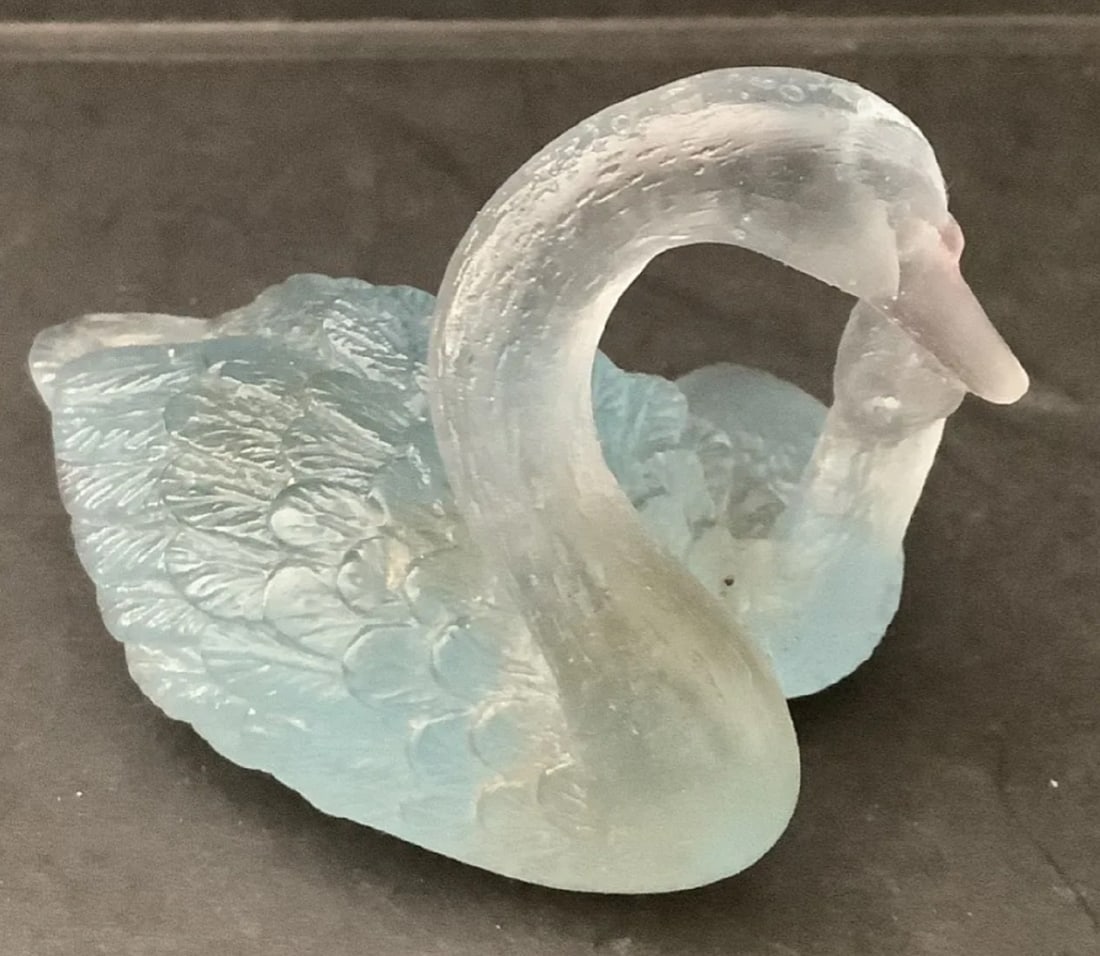 DAUM PATE-DE-VERRE SIGNED BLUE TONE GLASS CRYSTAL FIGURINE PAPERWEIGHT WITH BOX (1 of 5)