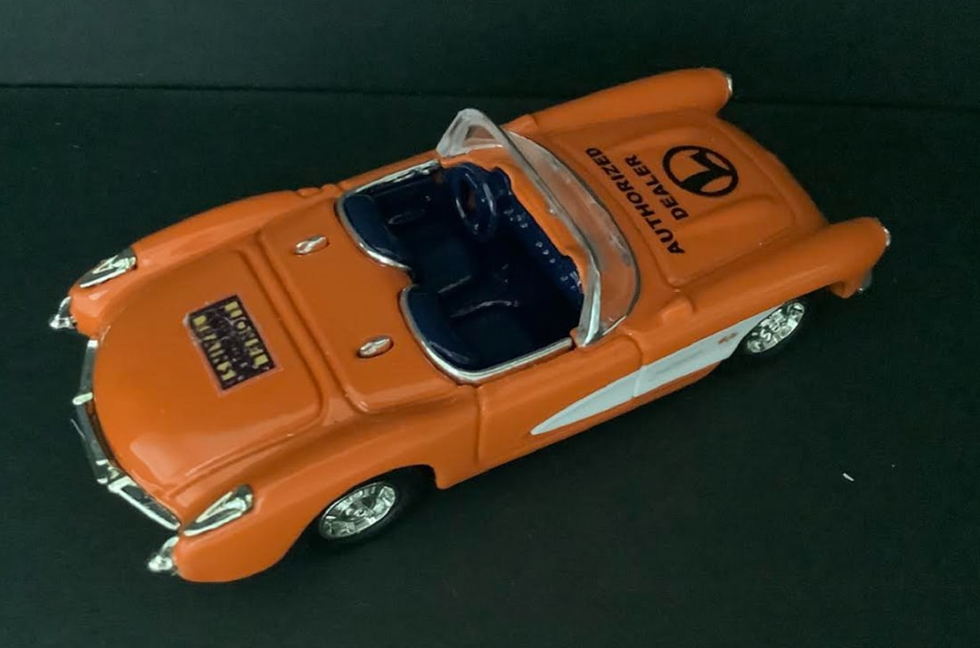 Lionel authorized Dealer vehicle '57 Corvette Die-Cast Car (1 of 6)