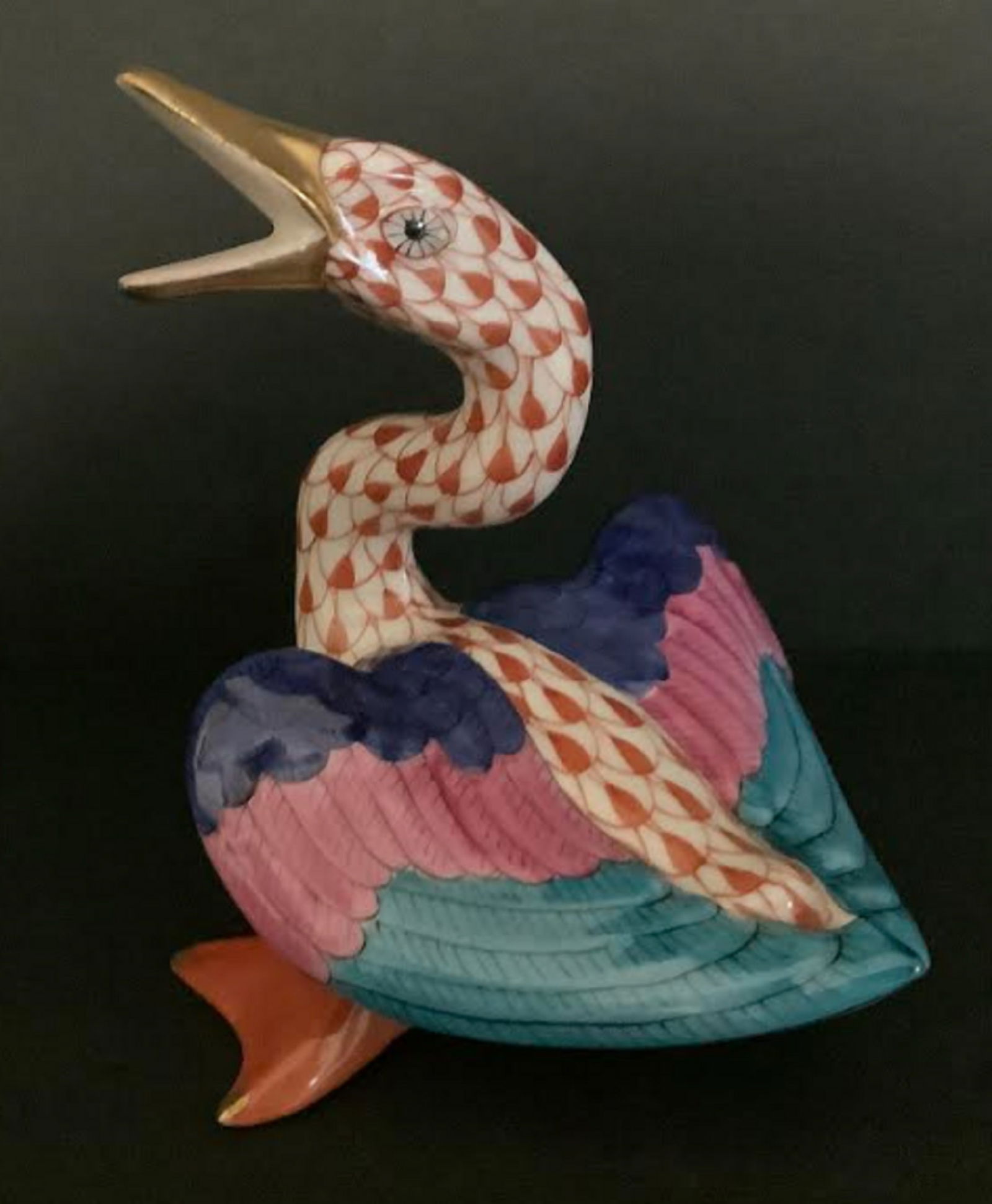 HEREND SIGNED RUST FISHNET PATTERN SWAN (1 of 6)
