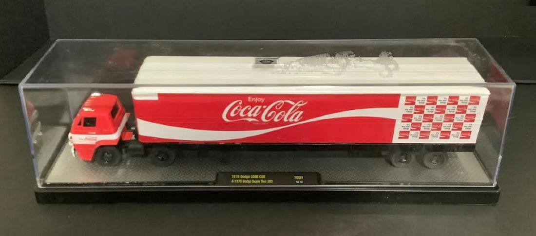 COCOA COLA 1970 DODGE SUPER BEE 383 IN DISPLAY CASE WITH BOX (1 of 5)