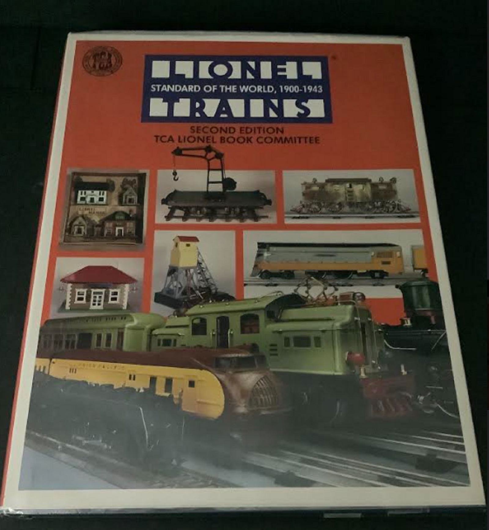 Lionel Train Set Book Hard Cover 1900-1943 2nd Edition (1 of 6)