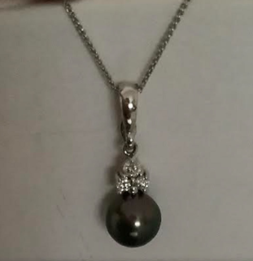 18k white gold Tahatian pearl with diamond enhancer necklace (1 of 4)