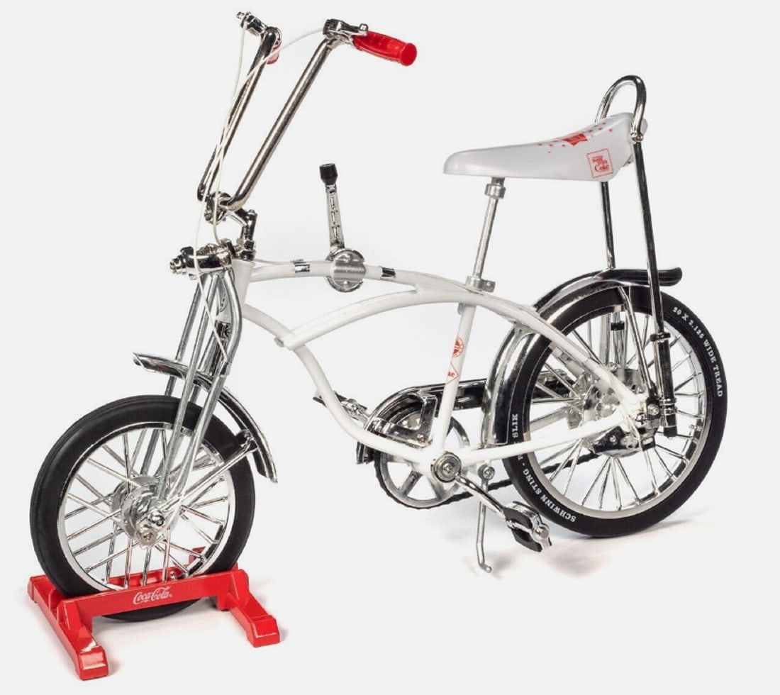 SCHWINN COCA COLA 1:6 SCALE DIECAST BICYCLE WITH BOX 1960. (1 of 6)