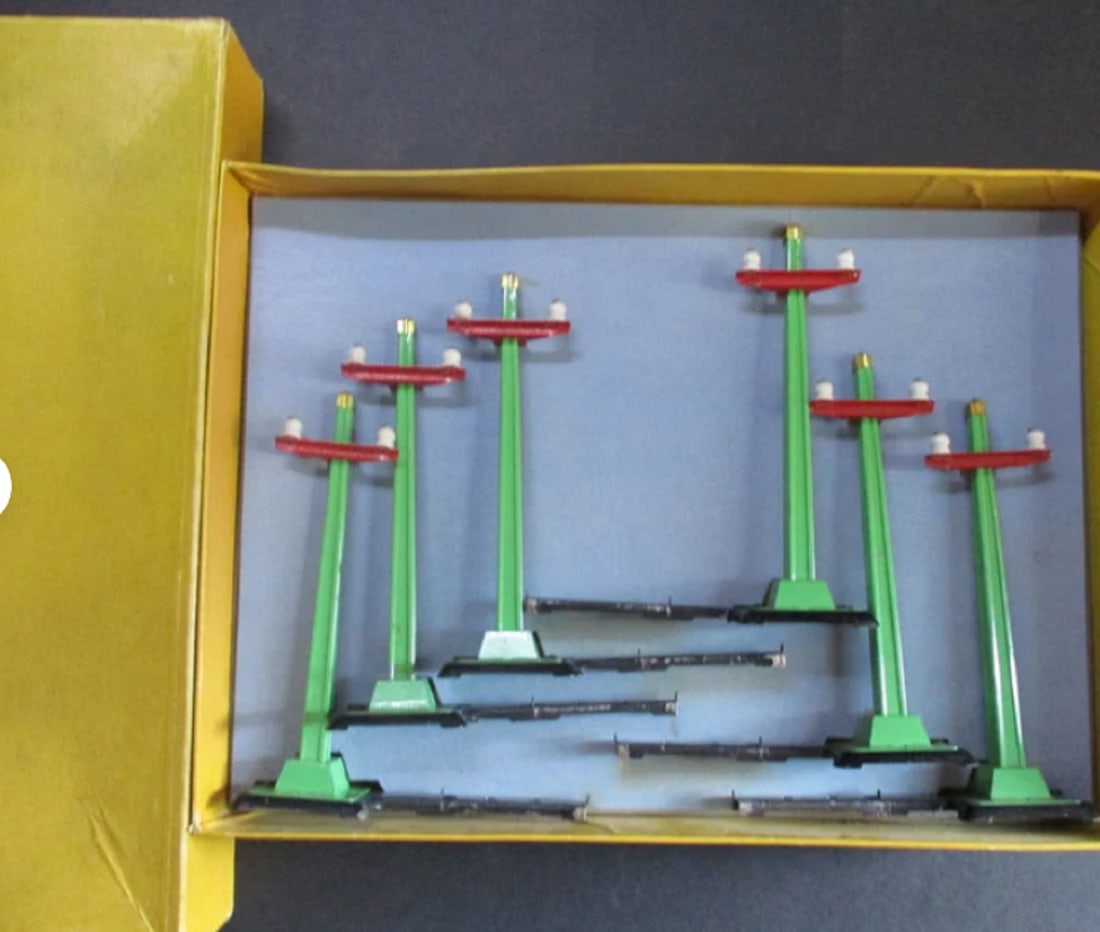 Lionel Prewar Telegraph Set No. 071 (1 of 3)