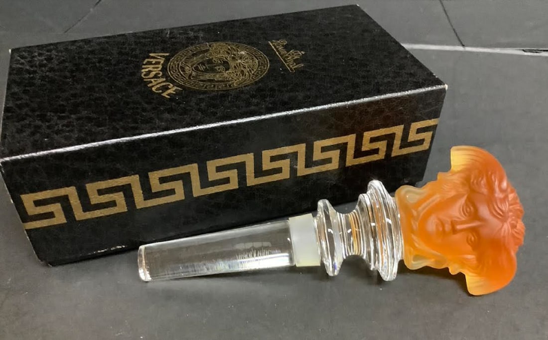 VERSACE Rosenthal "Medusa" Crystal Designer Wine Bottle Stopper With Box: VERSACE Rosenthal "Medusa" Crystal Designer Wine Bottle Stopper With Box