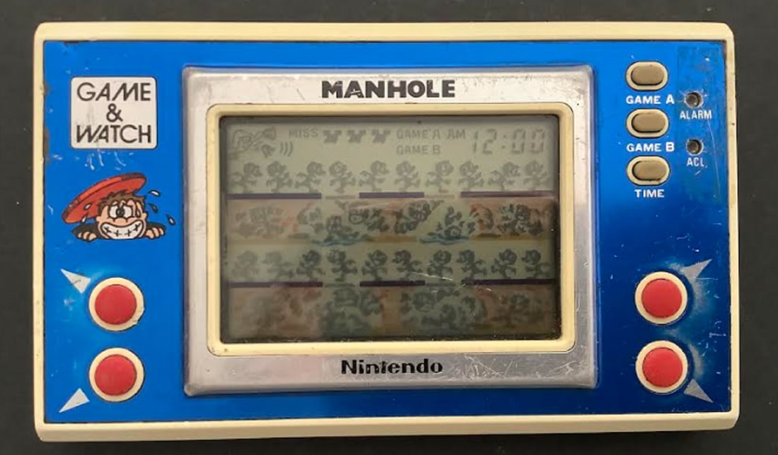 Nintendo Game and Watch MANHOLE Works (1 of 4)