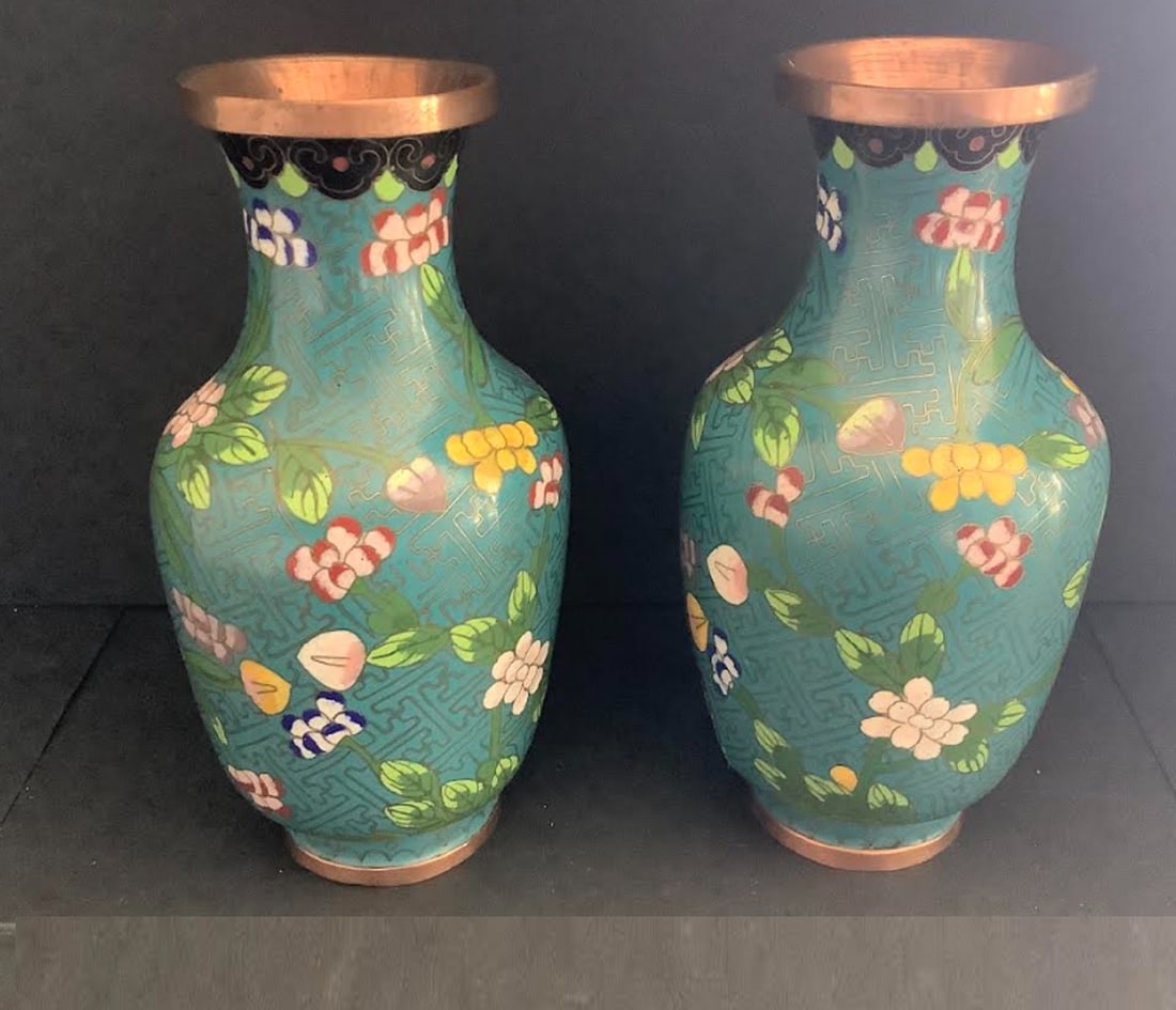 CHINESE CLOISONNE PAIR VASE (1 of 4)