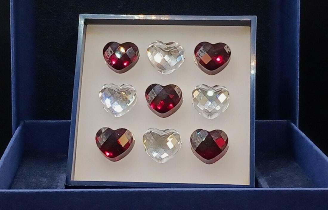 Swarovski Signed Crystal  tic tac toe hearts  with box and certificate (1 of 2)
