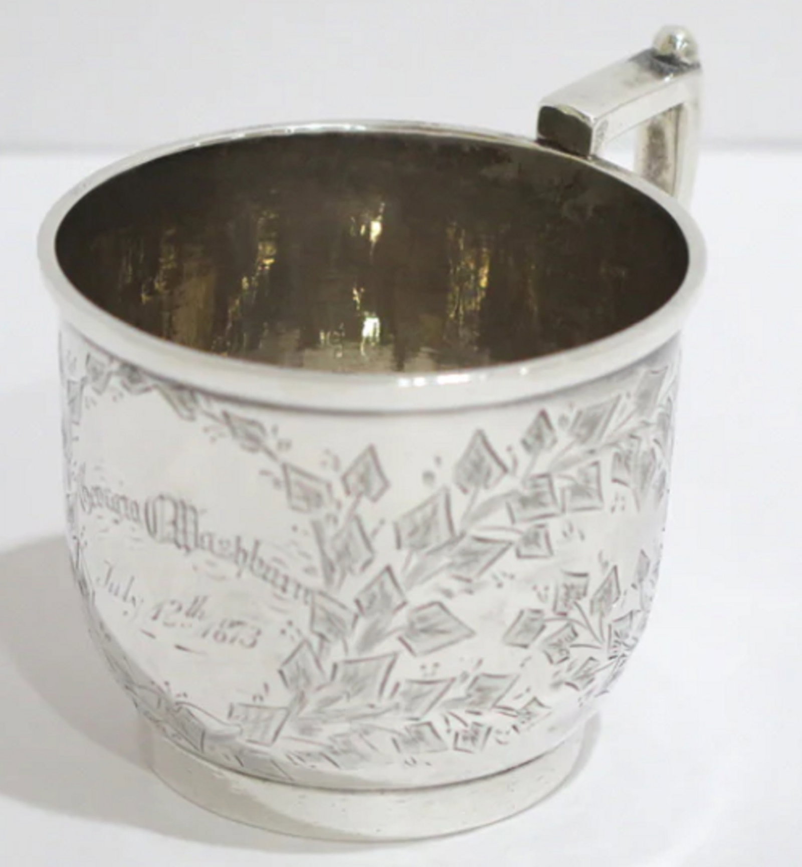 SHREVE CRUMP & LOW BOSTON ANTIQUE COIN SILVER LEAVES BABY CUP C. 1873: SHREVE CRUMP & LOW BOSTON ANTIQUE COIN SILVER LEAVES BABY CUP C. 1873. Measures approx Height: 2 7/8 inWidth: 3 7/8 inDiameter: 3 inWeight: 4.7 toz