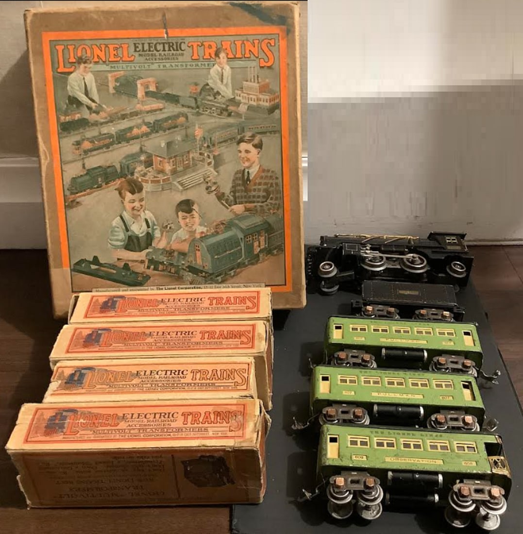 Lionel Prewar 236 Apple Green  236 Set With  and original Box Guage O (1 of 9)