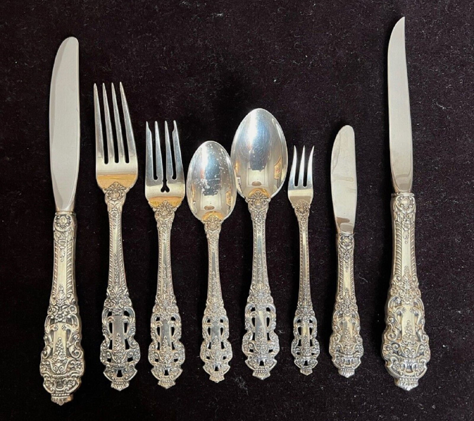 Gorham Sterling Silver  Crown Baroque  Flatware Set For 12 Excellent 96 Pc (1 of 13)