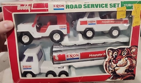 BUDDY L Vehicle EXXON ROAD SERVICE SET 4966D In Original Box 1970