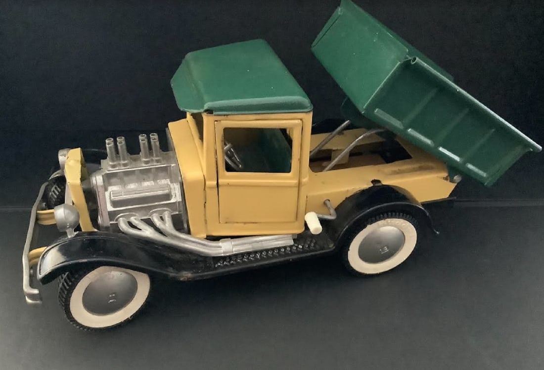 Buddy L Pressed Steel Dump Truck Vehicle: Buddy L Pressed Steel Dump Truck Vehicle. Measures approx 11" long