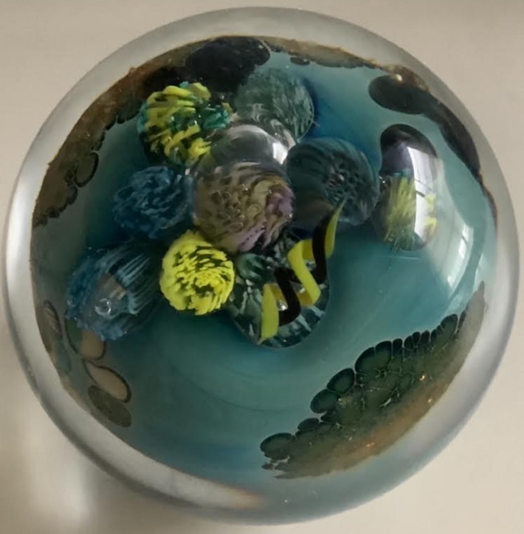 JOSH SIMPSON signed PLANET ART GLASS MARBLE (1 of 5)