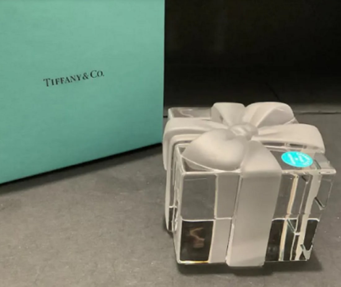 Tiffany & Co. Glass Paperweight Gift Box With Box (1 of 4)