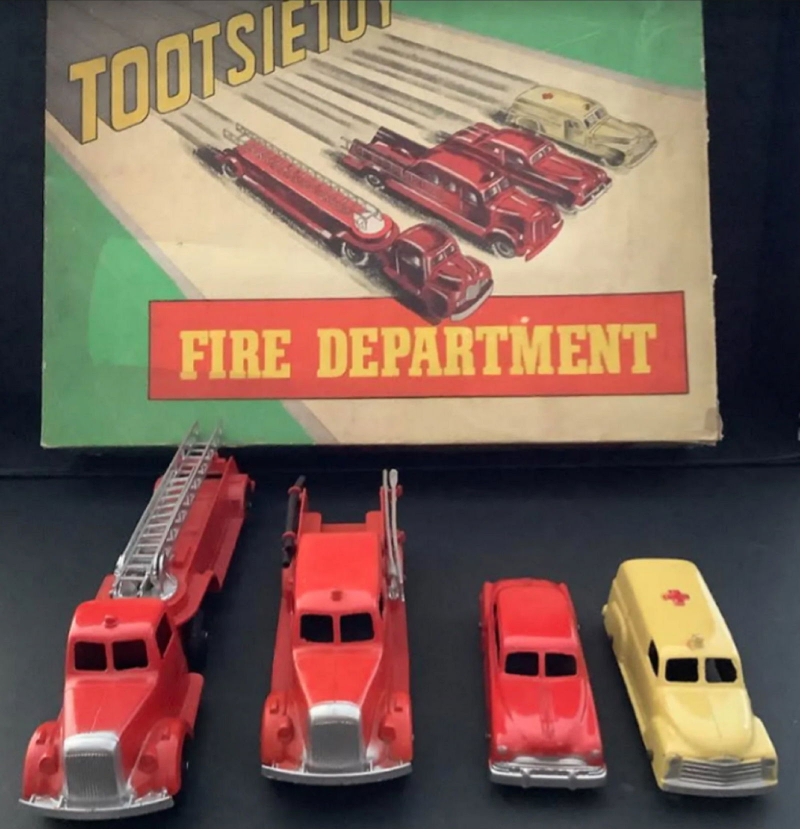 TOOTSIE TOY FIRE DEPARTMENT 4-VEHICLE SET DIE CAST METAL TOYS WITH BOX. (1 of 11)