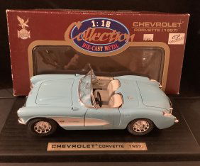 Cheverolet Corvette Model Car Vehicle 1957 With Box scale 1:18