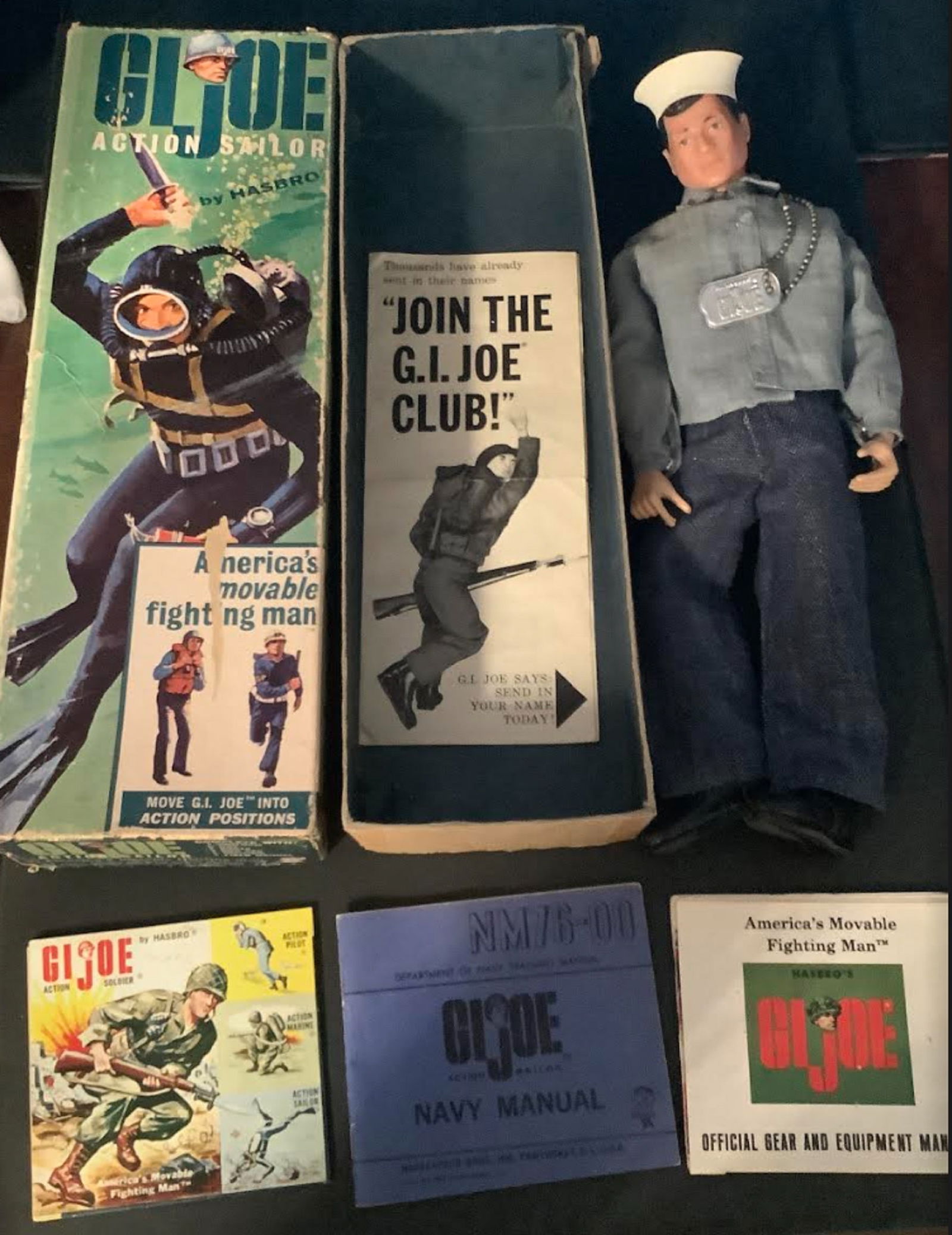 GI JOE VINTAGE HASBRO 1964-1969 ACTION SAILOR 7600 WITH ORIGINAL BOX: GI JOE VINTAGE HASBRO 1964-1969 ACTION SAILOR WITH ORIGINAL BOX THE FIGURE AND BOX ARE IN VERY GOOD CONDITION, CONSIDERING THE AGE. Comes with a plastic case for the complete set.