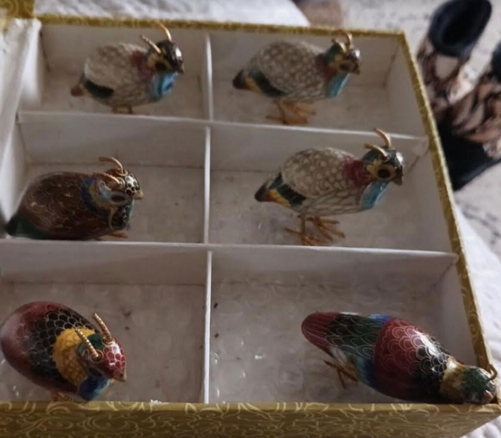 CHINESE CLOISONNE ENAMEL BRASS BIRD FIGURINE SET OF 6 WITH BOX (1 of 2)