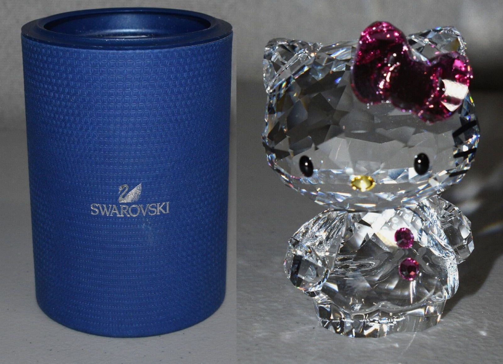 Swarovski Hello Kitty With box Limited Edition SANRIO PINK BOW: Swarovski Hello Kitty With box Limited Edition SANRIO PINK BOW