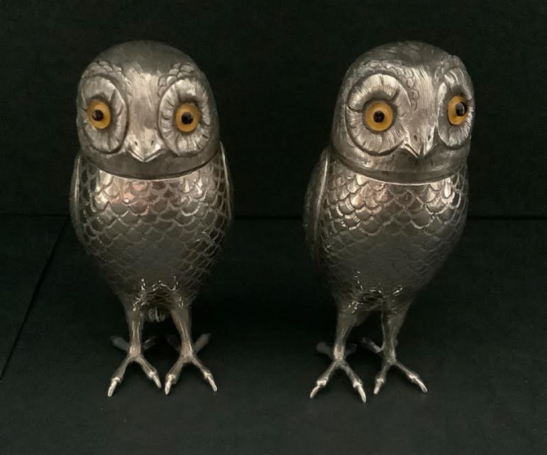 STERLING SILVER  PAIR OF DUTCH SALT AND PEPPER SHAKERS SCHOONHOVEN 1911 (1 of 5)
