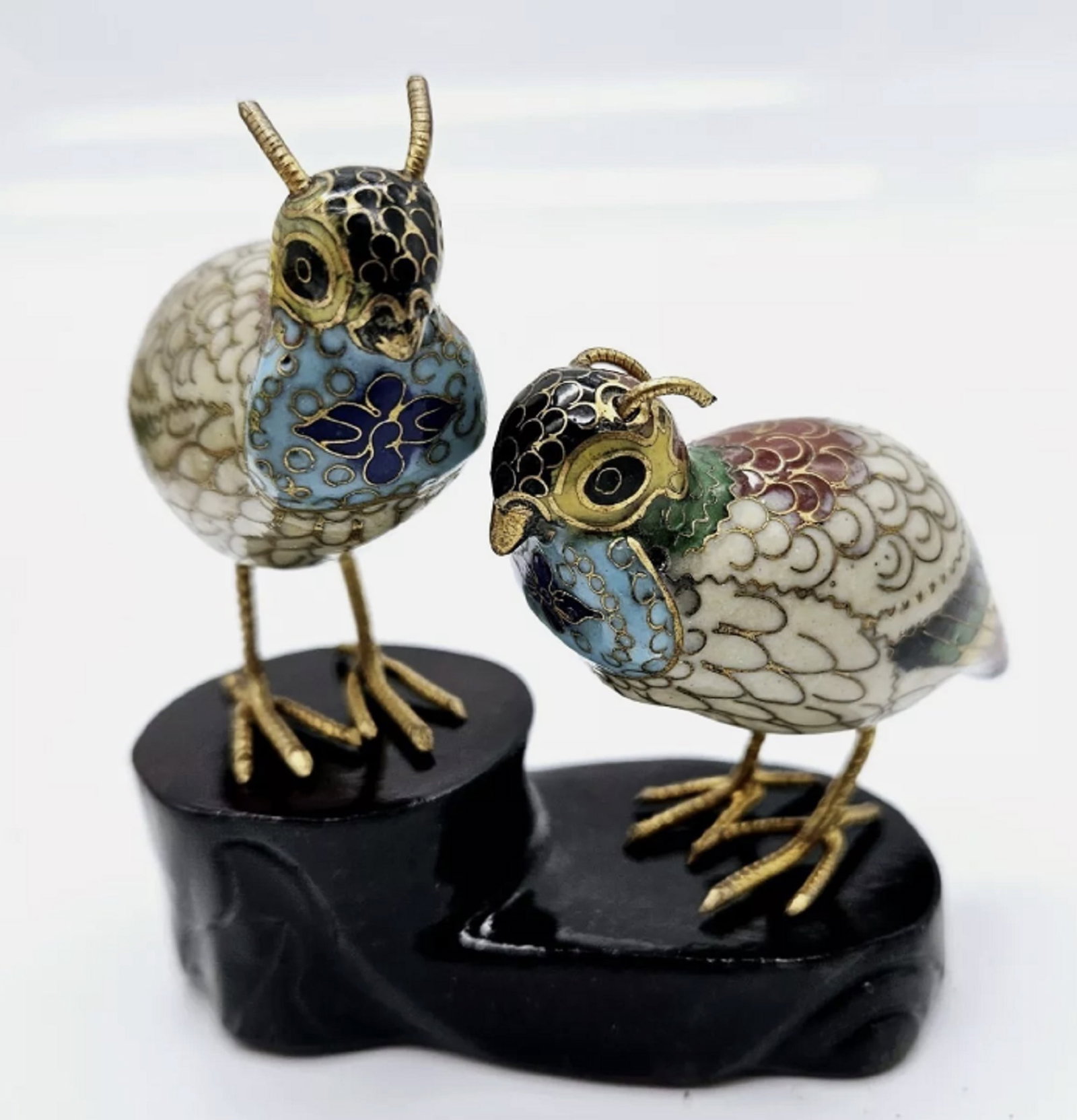 Chinese Closoinne Enameled Bird Pair With Wood Base And Orig Box: Chinese Closoinne Enameled Bird Pair With Wood Base And Orig Box Measures approx 3 inches