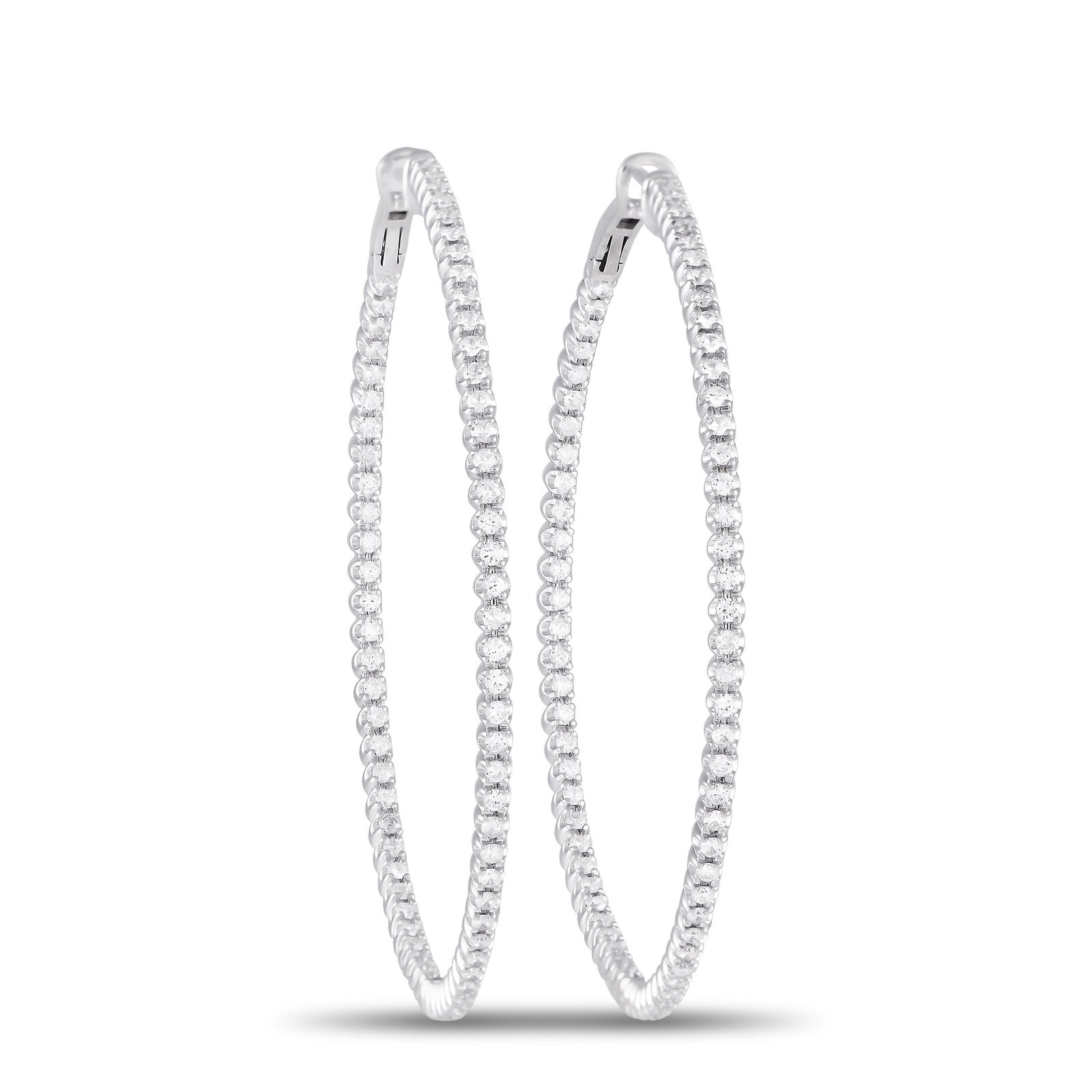 14K White Gold 1.70ct Diamond Inisde-Out Hoop Earrings stamped 585: These elegant hoop earrings are ideal for anyone with a minimalist aesthetic. Each sleek, simple 14K White Gold setting measures 2.0 round. Diamonds with a total weight of 1.70 carats make them incred