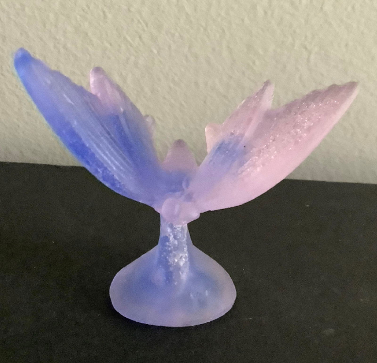 DAUM PATE DE VERRE SIGNED BUTTERFLY FIGURINE PAPERWEIGHT (1 of 5)