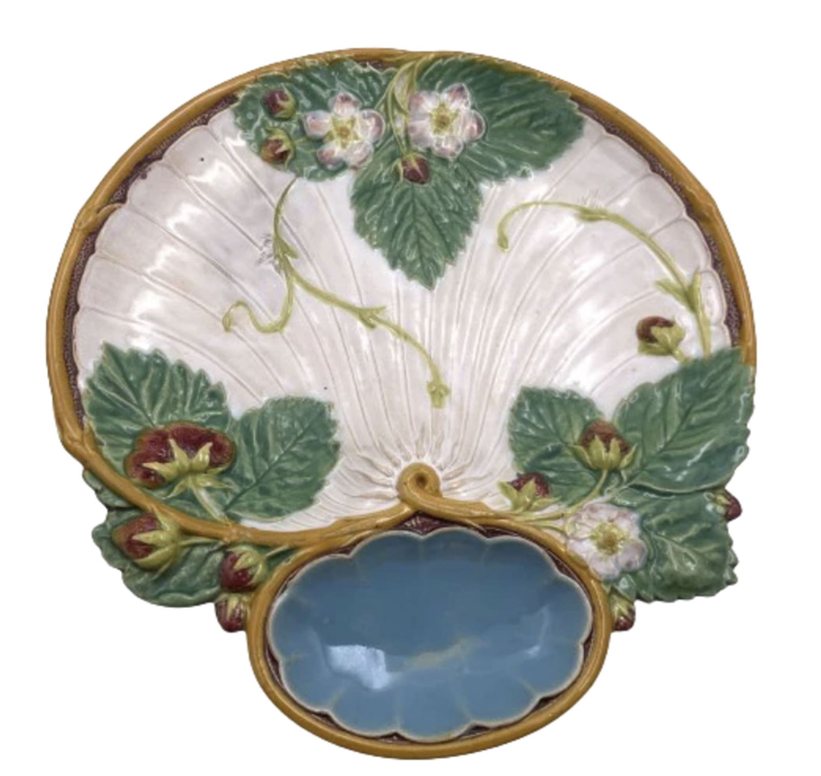 Minton English Majolica Strawberry Plate Dish from 1860s: Minton English Majolica Strawberry Plate Dish from 1860s. Minton, English, majolica pottery strawberry plate or dish, made in England in the 1860s. It measures 8 1/2'' in diameter and bears marks as s