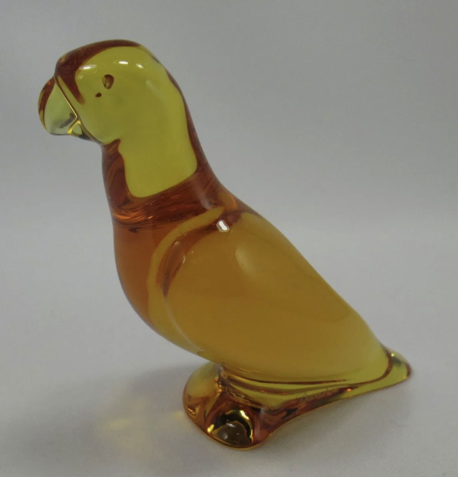 Baccarat Signed Parrot Figurine Paperweight Made in France (1 of 6)