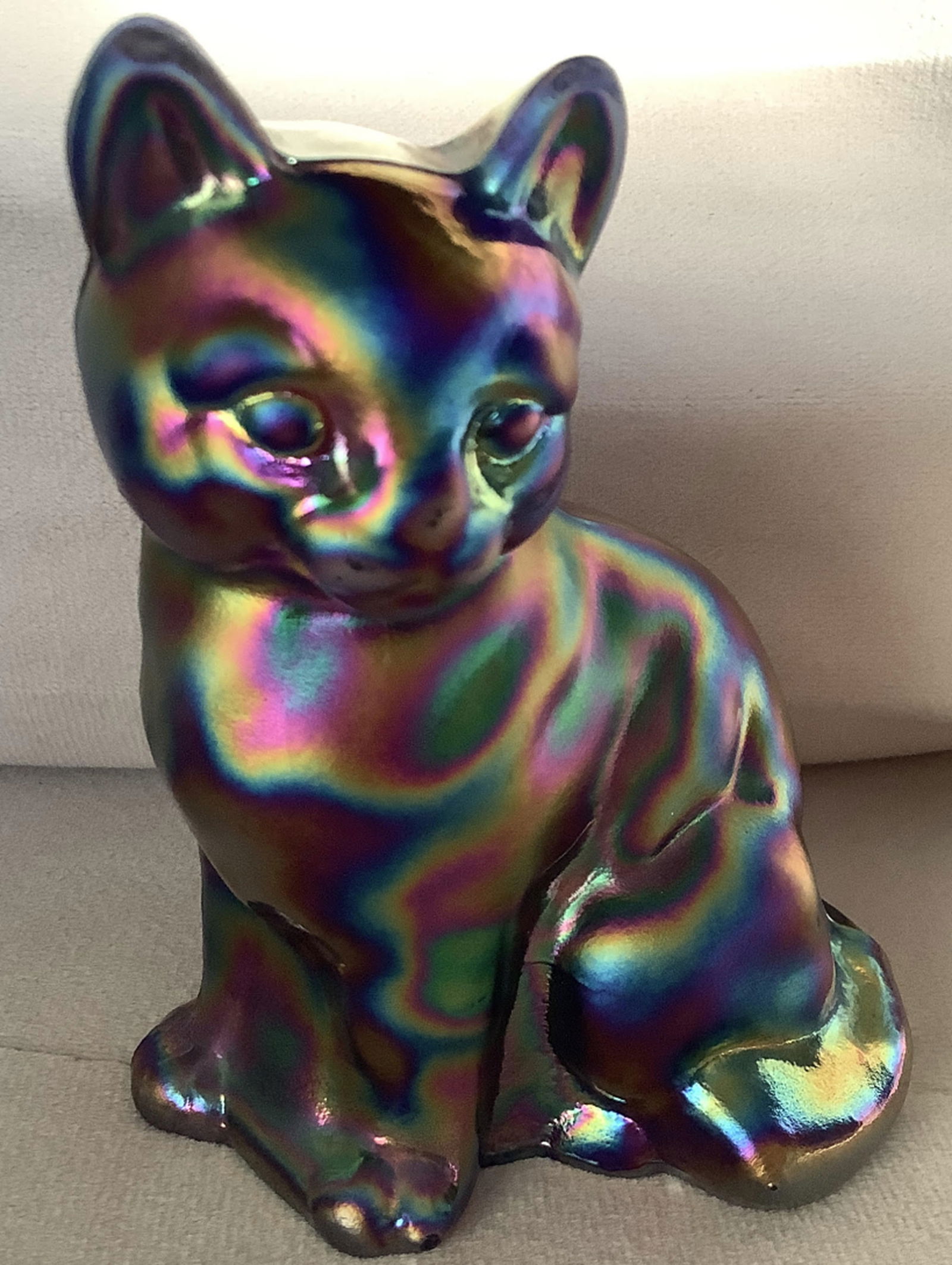 Fenton Iridescent Carnival Glass Hand Painted Sitting Cat Signed Figurine (1 of 6)