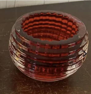 Baccarat Signed Crystal Red Eye Vase or candle Holder with box made in France: Baccarat Signed Crystal Red Eye Vase or candle Holder made in France. Its box measures approximately: height: 7 cm diameter: 8.5 cm no chips or cracks