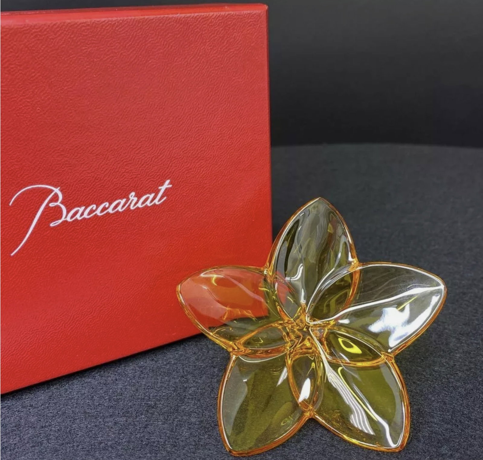 Baccarat Signed Crystal Orchids The Bloom With Orig Box: Baccarat Signed Crystal Orchids The Bloom With Orig Box. Measures approx Height: 2.36 inch / Width: 3.14 inch