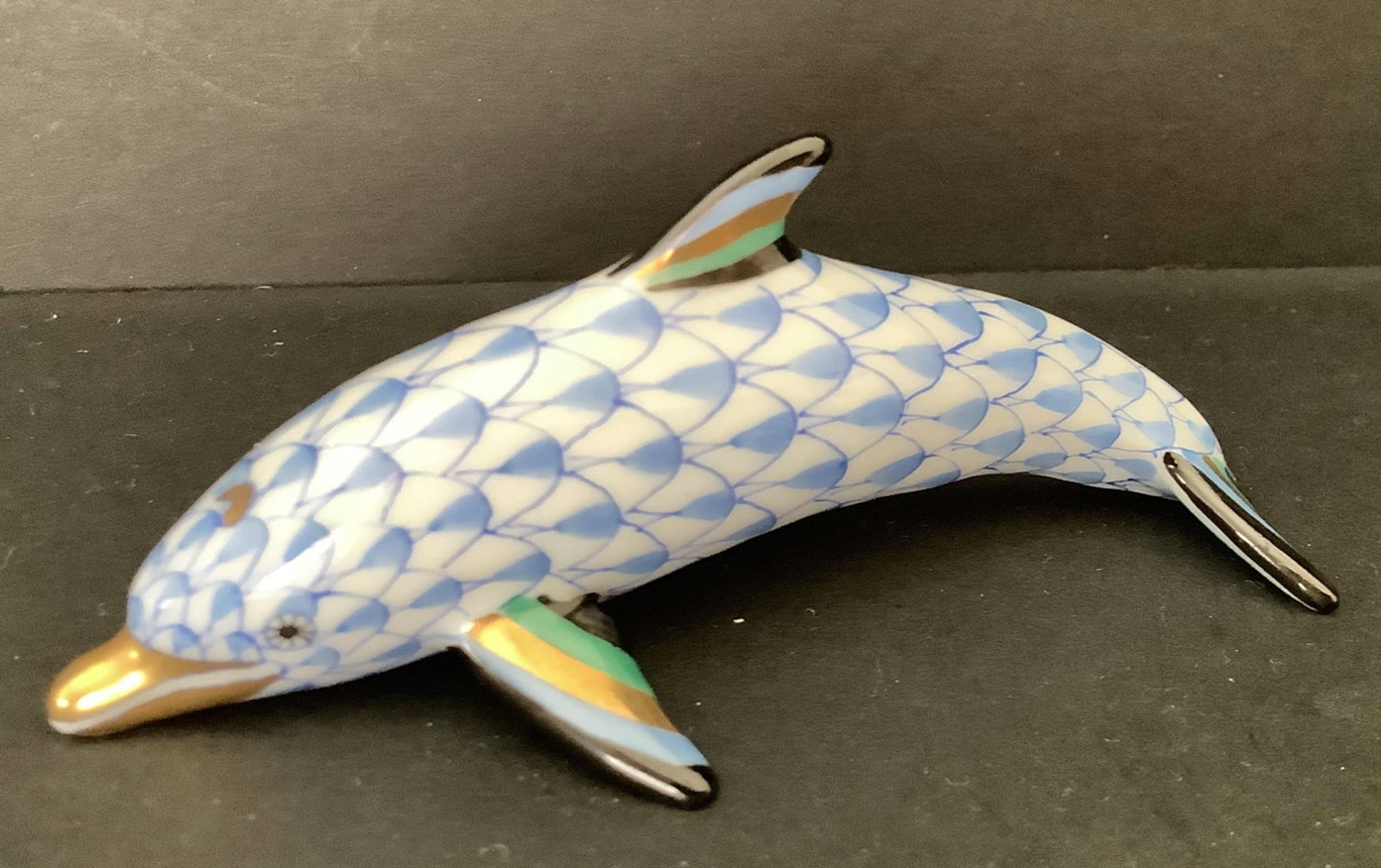 Herend Signed Fishnet Whale Blue: Herend Signed Fishnet Whale Blue Measures approx 1 1/4 high x 3 1/2" length