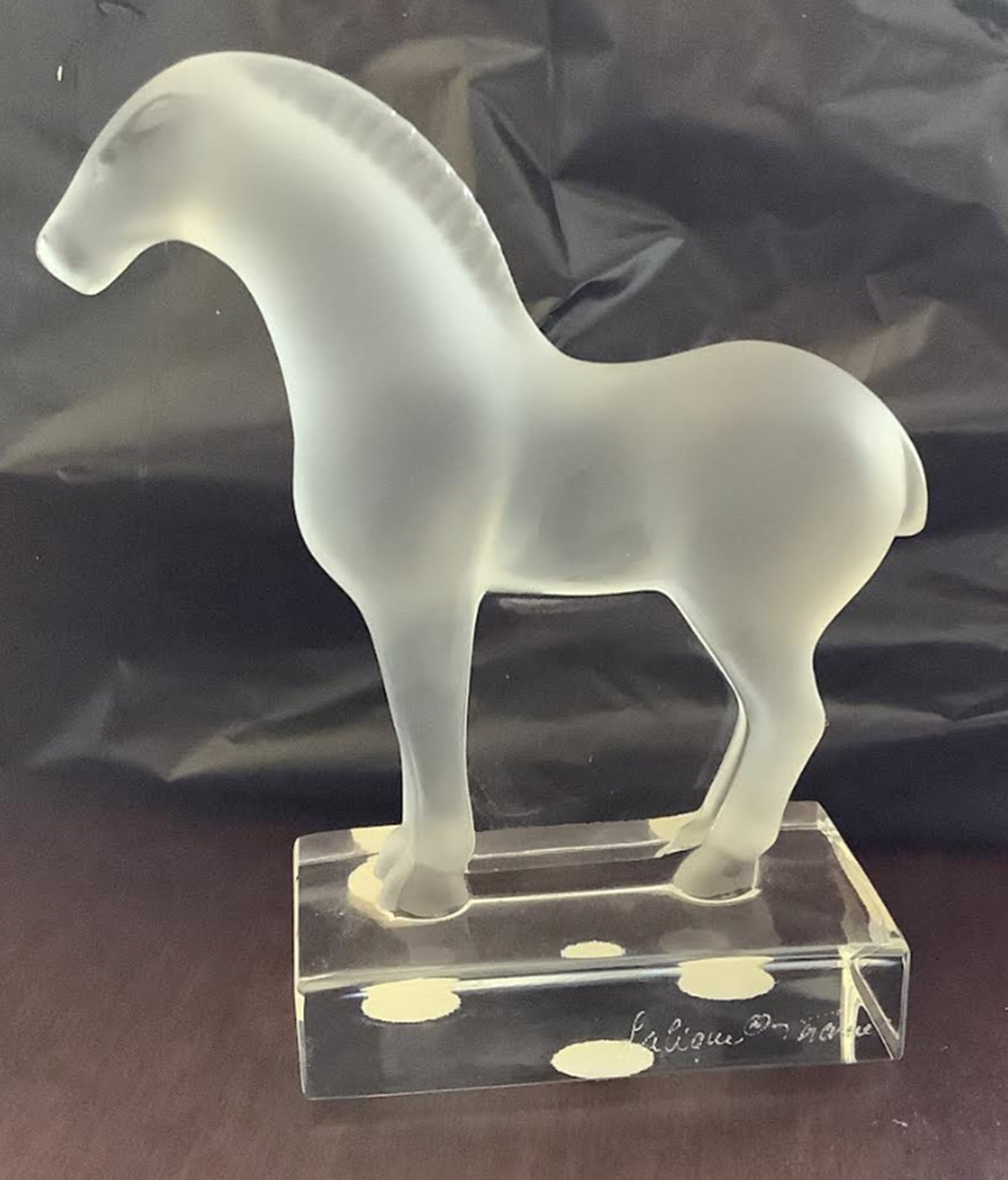 Lalique Signed Crystal Tang Horse Made in France: Lalique Signed Crystal Horse Made in France Measures approx 4 iinches