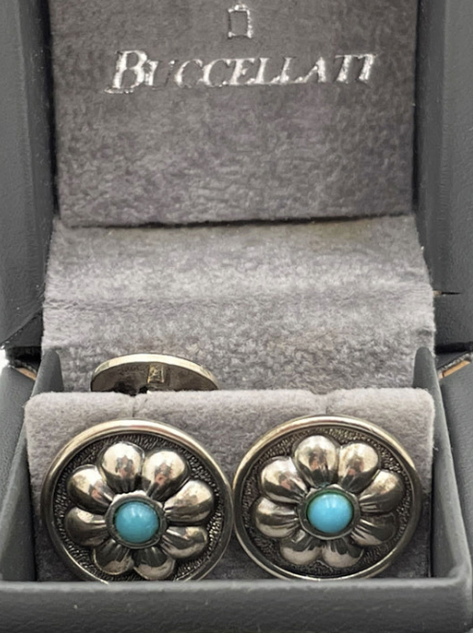 Buccellati Italian Pair of Sterling Silver & Turquoise Cufflinks in Floral Design (1 of 7)