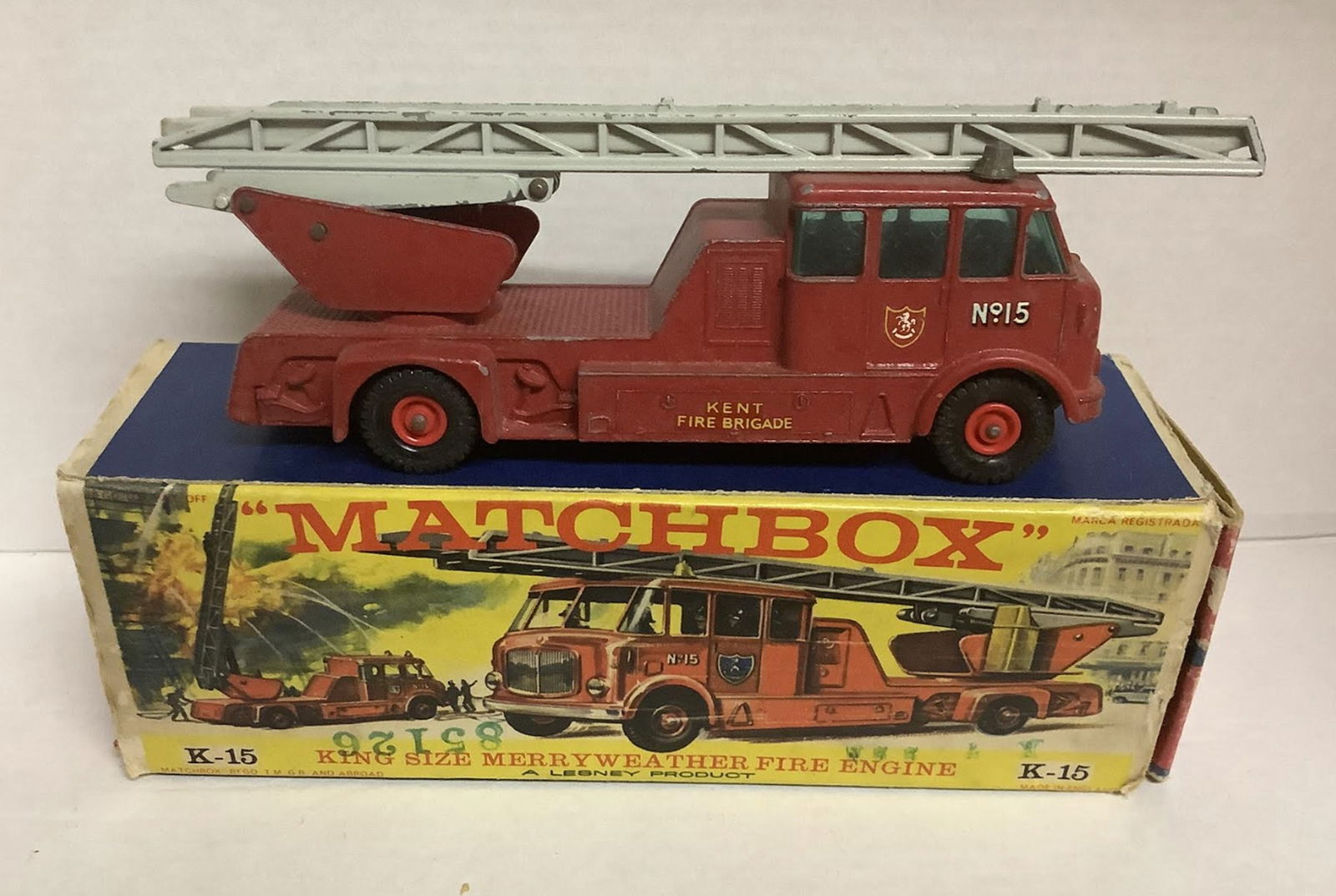 MATCHBOX LESNEY K-15  K15 Merryweather Fire Engine with Box 6 inches wide (1 of 6)